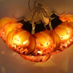 Plplaaoo Mini Pumpkin Pattern Warm Light, 10LED Hollow Pumpkin String Lights, Thanksgiving Decoration Fall Lights, Indoor Outdoor Halloween Festival Party Decoration Warm Light -Household Cleaning Supply Store 41fO09YiJ0L